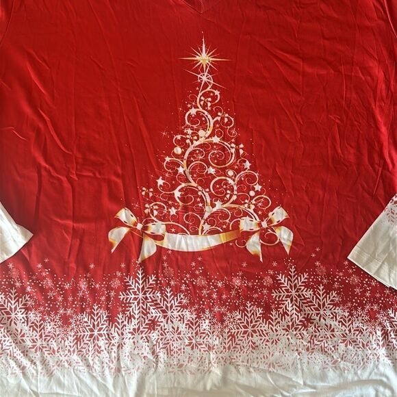 Holiday Christmas Tree Long Sleeve Top! - Picture 5 of 10
